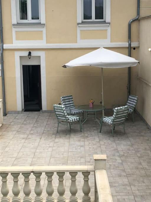 Top Appartement 10 Minutes De Disney Шеси Экстерьер фото